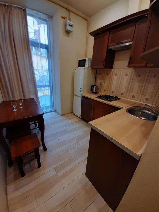 Apartment On Kulisha 41 Lviv Kültér fotó